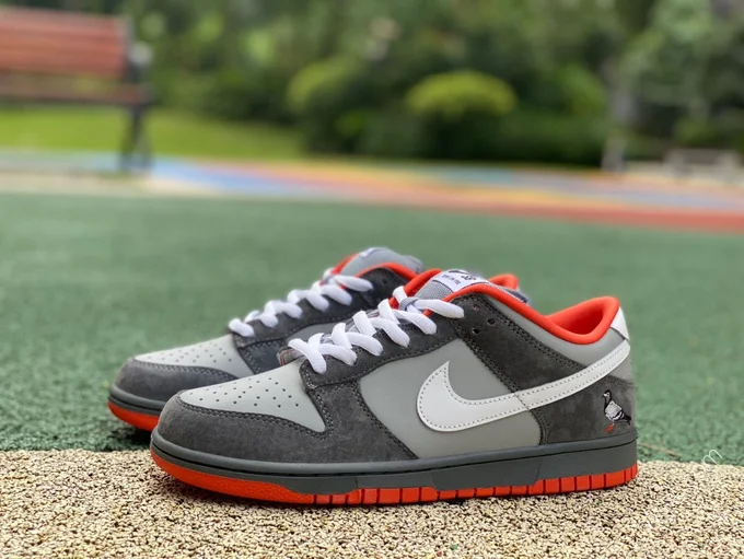 Staple Pigeon x Nike Dunk SB Grey 304292-011