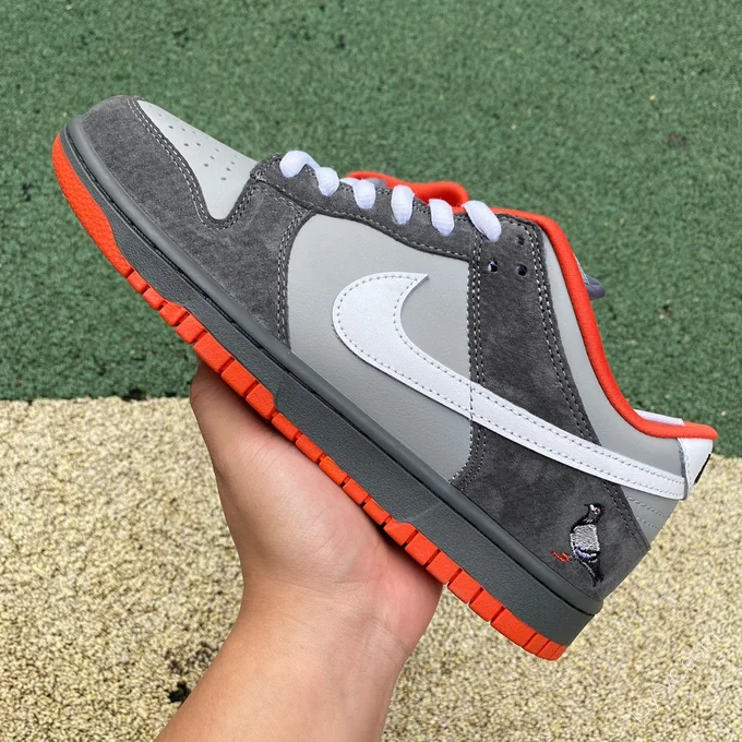 Staple Pigeon x Nike Dunk SB Grey 304292-011