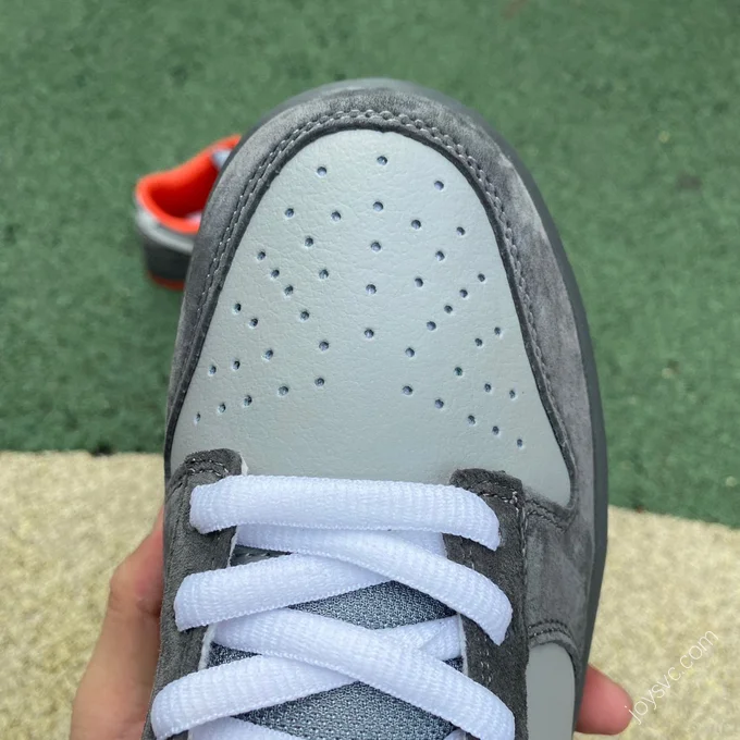 Staple Pigeon x Nike Dunk SB Grey 304292-011