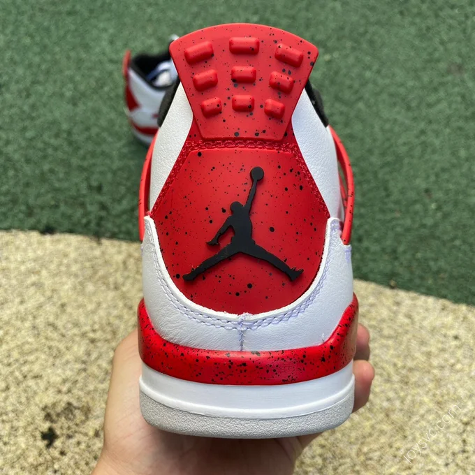 Air Jordan 4 Retro 