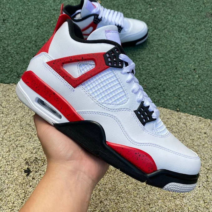 Air Jordan 4 Retro 