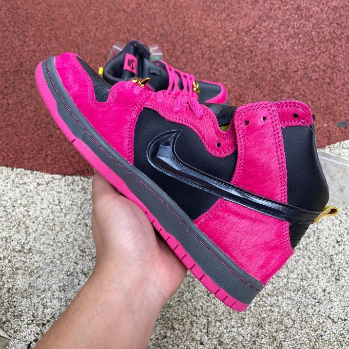 Run The Jewels x Nike Dunk SB High Pink Black DX4356-600