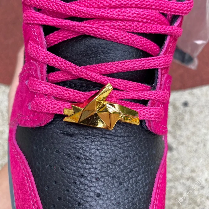 Run The Jewels x Nike Dunk SB High Pink Black DX4356-600