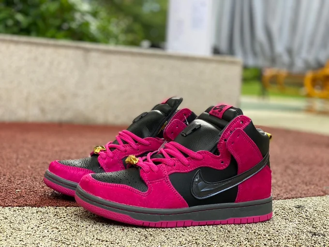 Run The Jewels x Nike Dunk SB High Pink Black DX4356-600