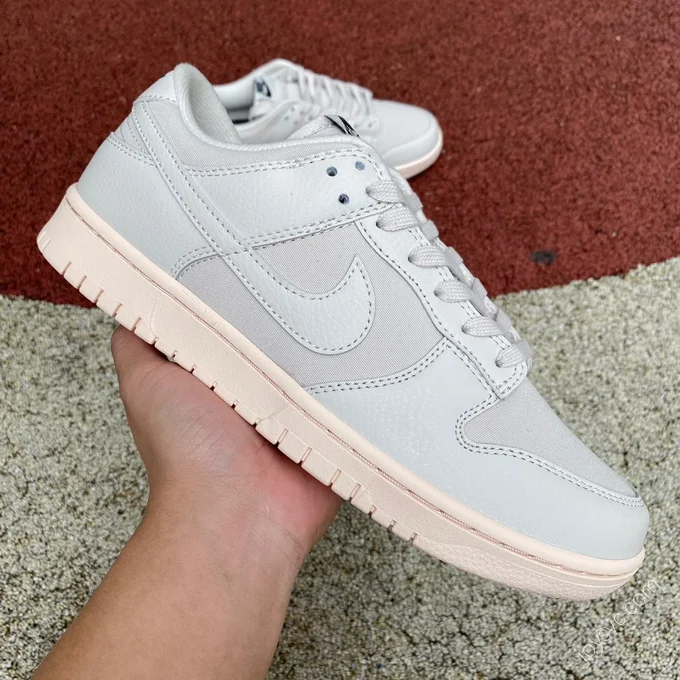 Nike Dunk Low Premium Beige DZ2538-100