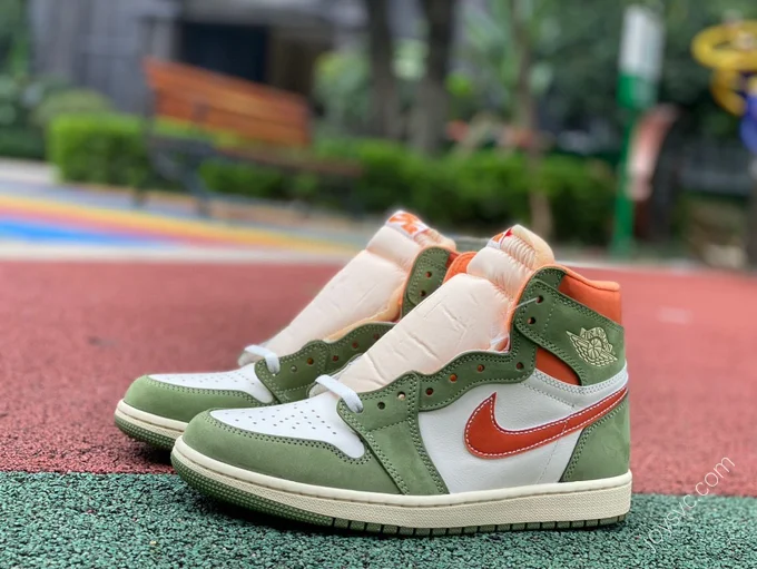 Air Jordan 1 High OG Craft Celadon High-Top Sneaker FB9934-300