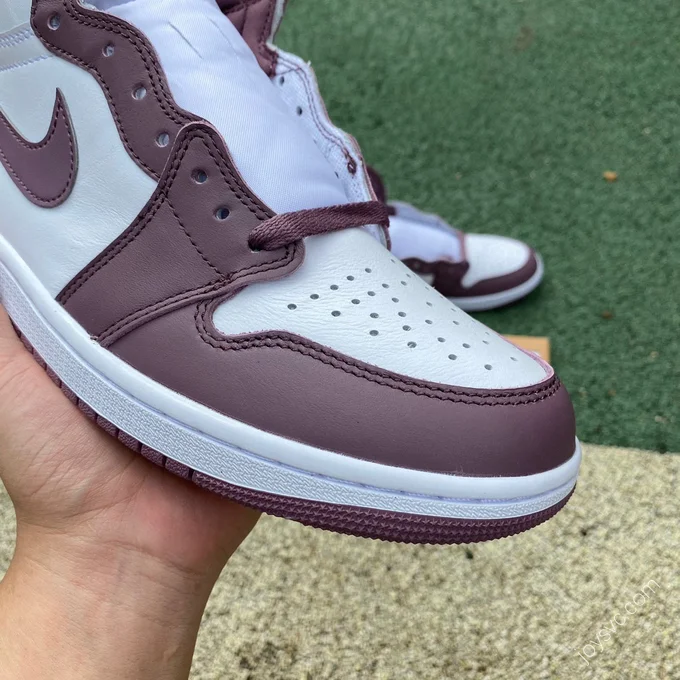 Air Jordan 1 Sky J Mauve High-Top Sneaker DZ5485-105