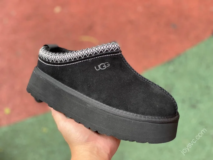 UGG Tasman Black