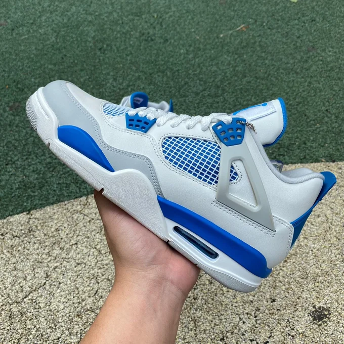 Air Jordan 4 