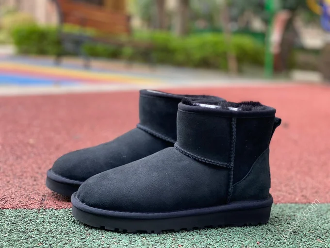 UGG Tasman Black High-Top