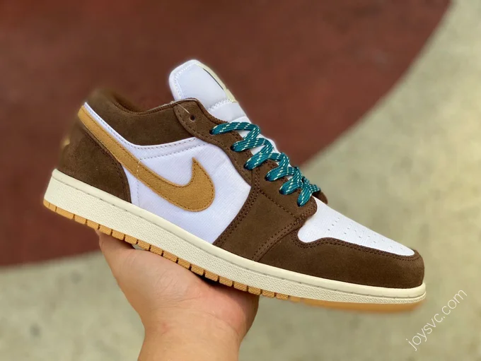 Air Jordan 1 Low Brown White Low-Top Sneaker FB2216-200