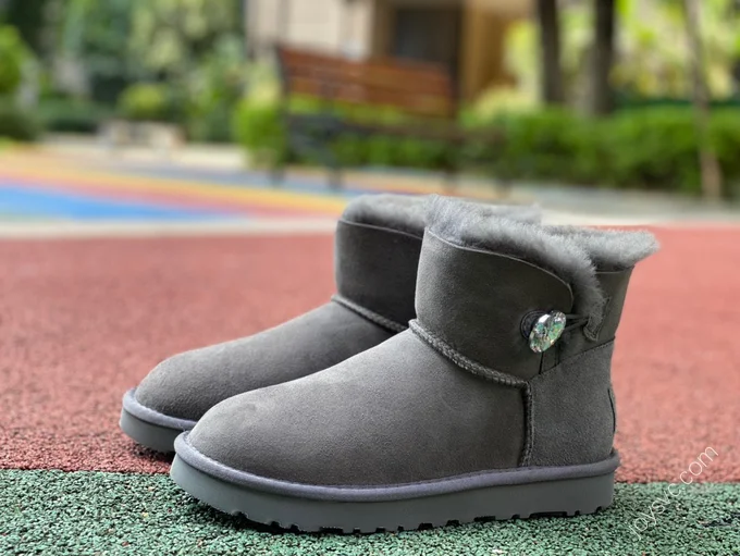 UGG Bailey Mini Grey Diamond Short Boots