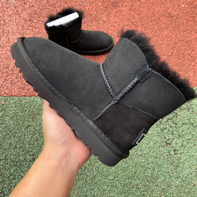 UGG Bailey Mini Black Diamond Short Boots