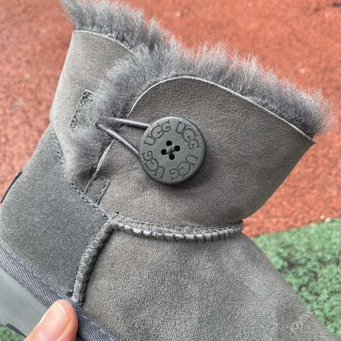 UGG Bailey Grey Short Boots