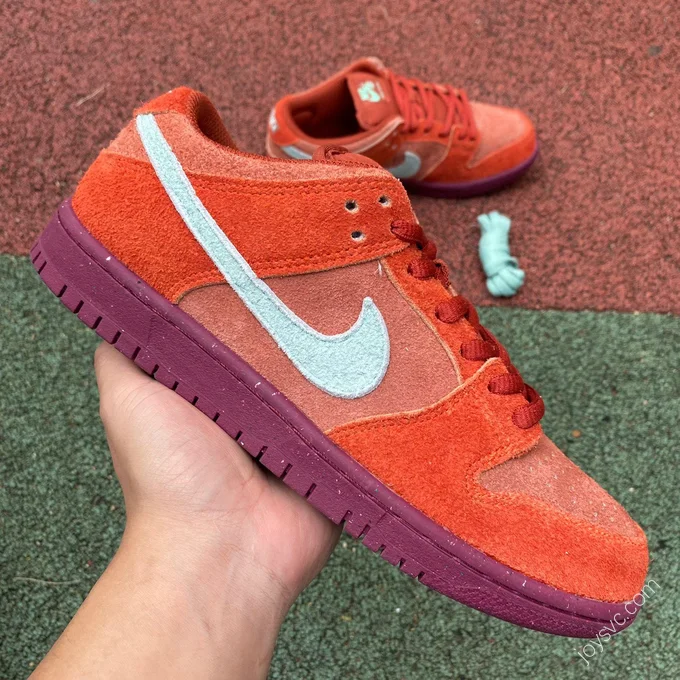 Nike Dunk SB Low 