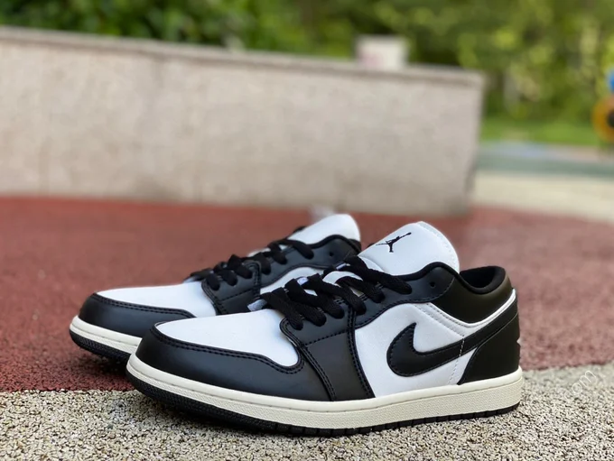 Air Jordan 1 Low WMNS Vintage Panda FB9893-101