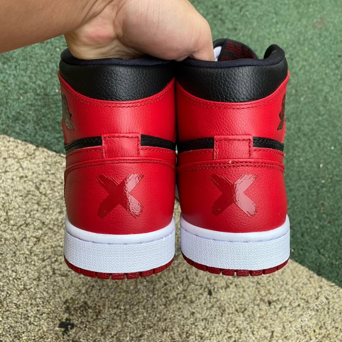 Air Jordan 1 Banned High-Top Sneaker 432001-001