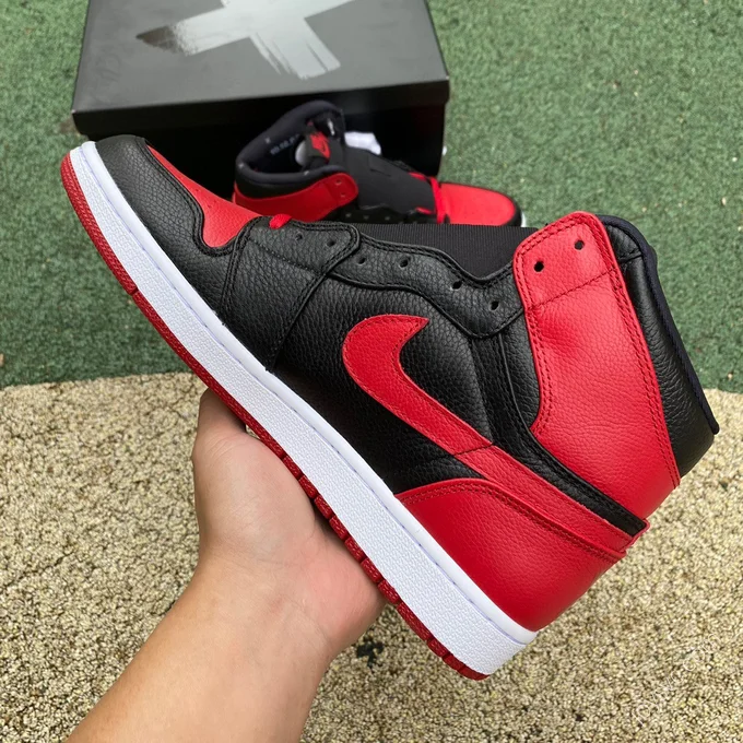 Air Jordan 1 Banned High-Top Sneaker 432001-001