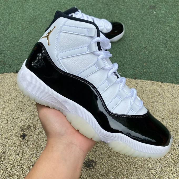 Air Jordan 11 