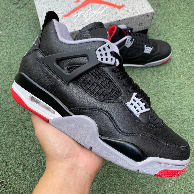 Air Jordan 4 Retro 