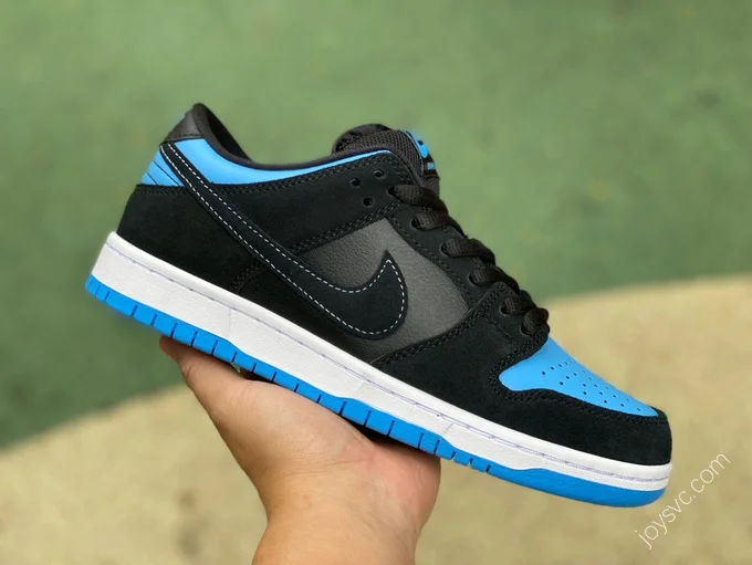 Nike SB Dunk Low 