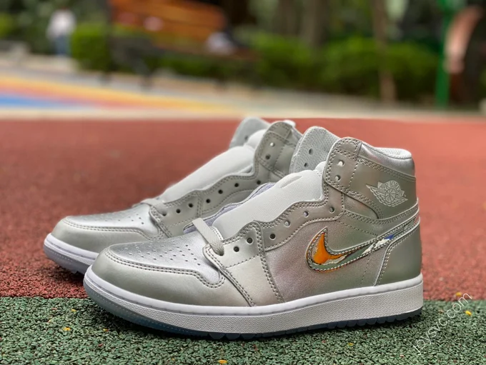 Air Jordan 1 Golf Liquid Silver FD6815-001