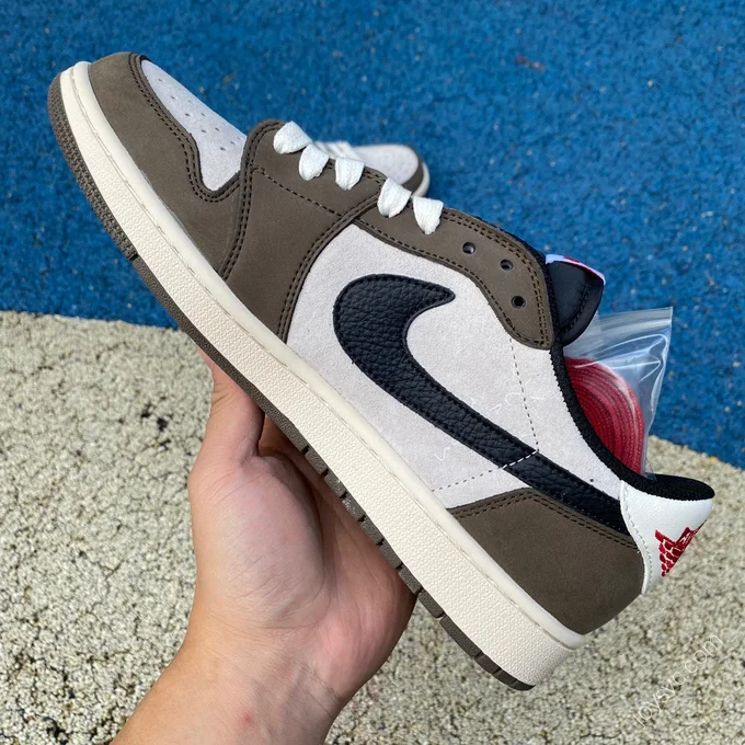 Travis Scott x Air Jordan 1 Low White Brown Black Hook DM7866-717