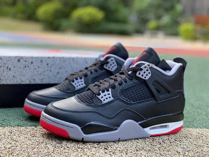 Air Jordan 4 Retro 