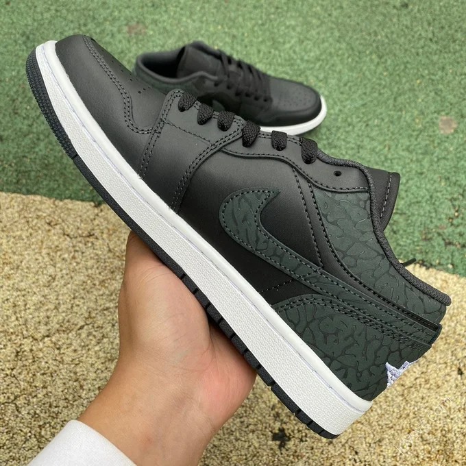 Air Jordan 1 Low 