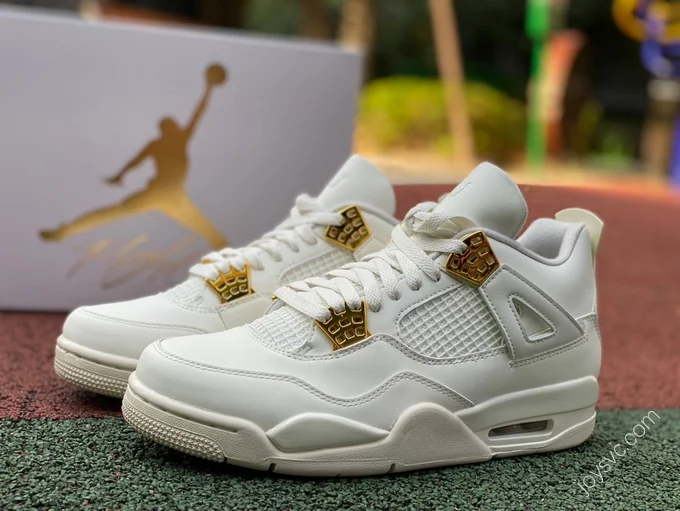 Air Jordan 4 Retro 