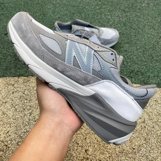 WTAPS x New Balance 990v6 Grey M990WT6