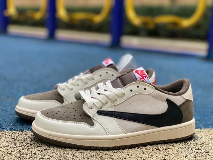 Travis Scott x Air Jordan 1 Low White Tan DM7866-715