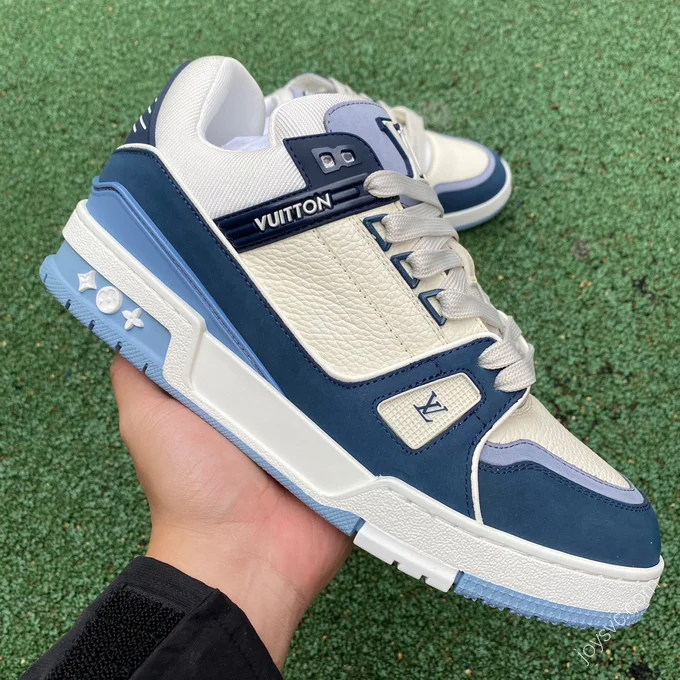 LOUIS VUITTON Trainer White Blue