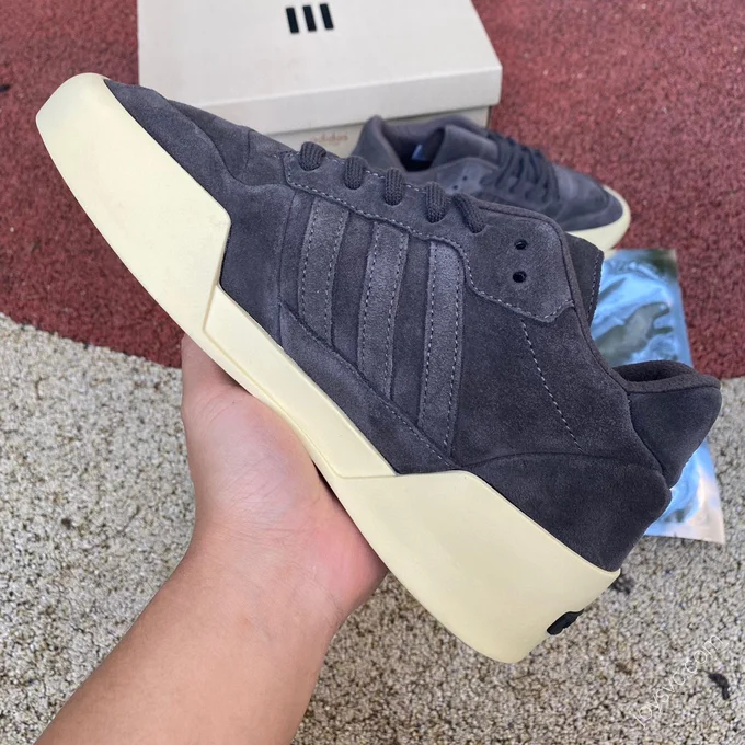 Fear of God x adidas Forum 86 Lo Black IG6633