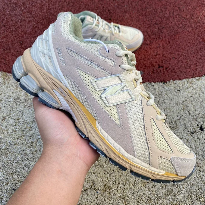 Auralee x New Balance 1906R Beige M1906RAU