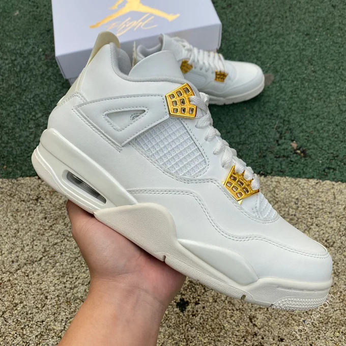 Air Jordan 4 Retro 