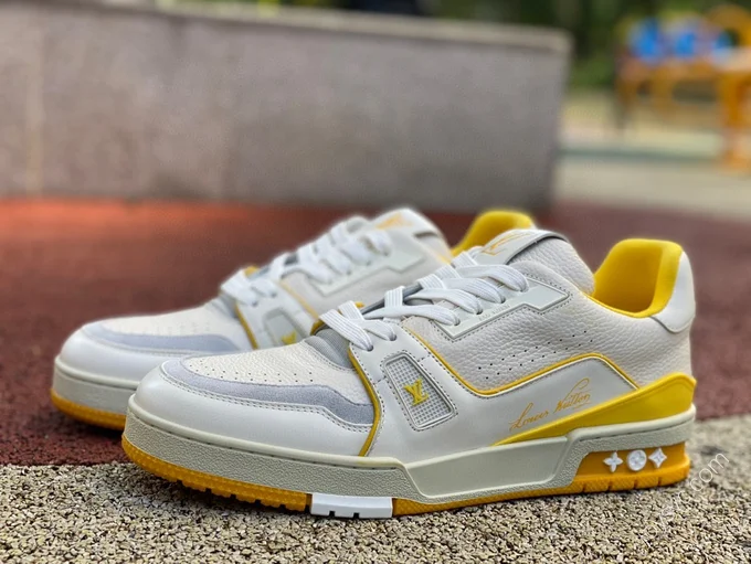 LOUIS VUITTON Trainer White Yellow