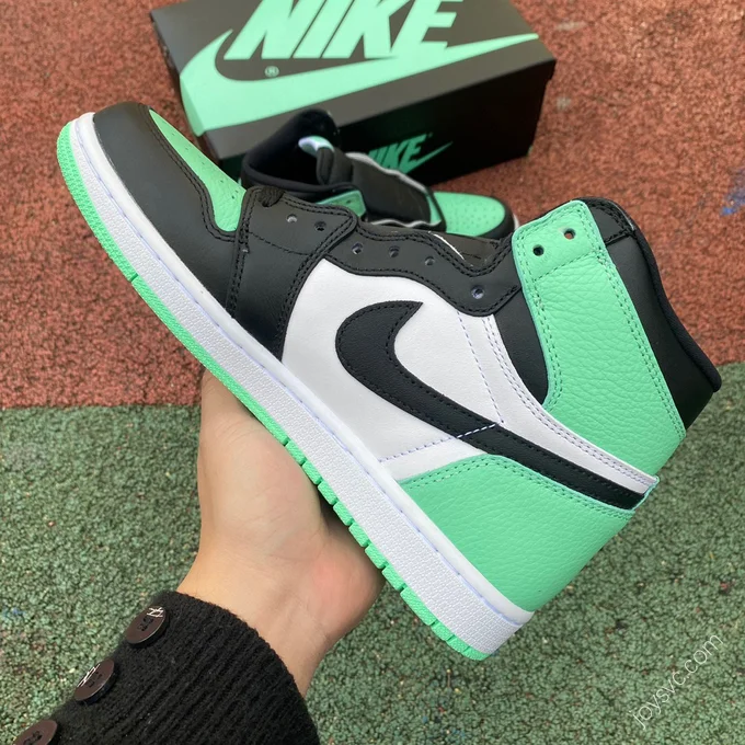 Air Jordan 1 Retro High OG Green Glow 2024 DZ5485-130