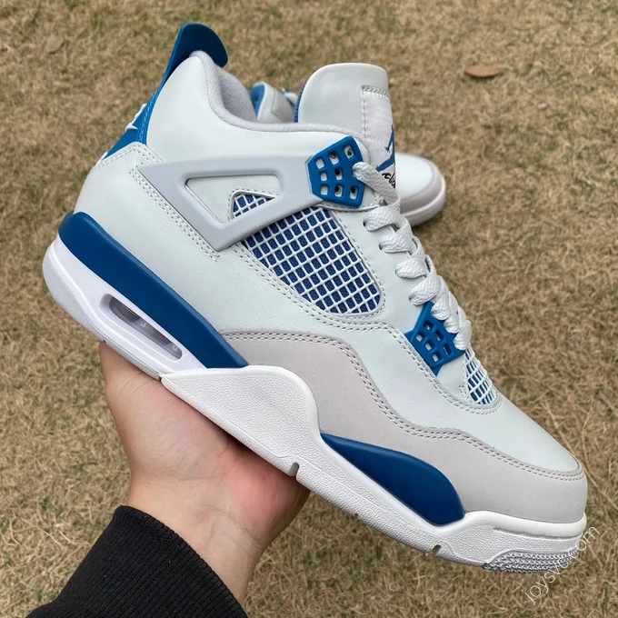 Air Jordan 4 