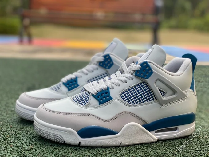 Air Jordan 4 