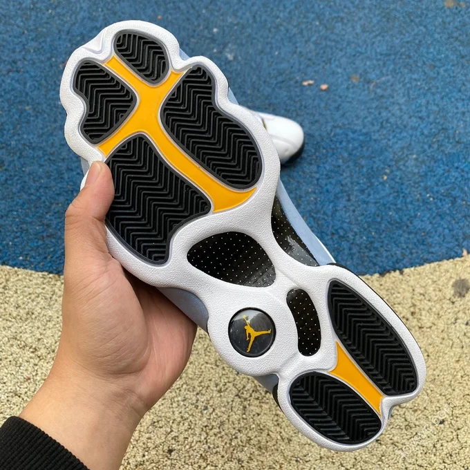 Air Jordan 13 