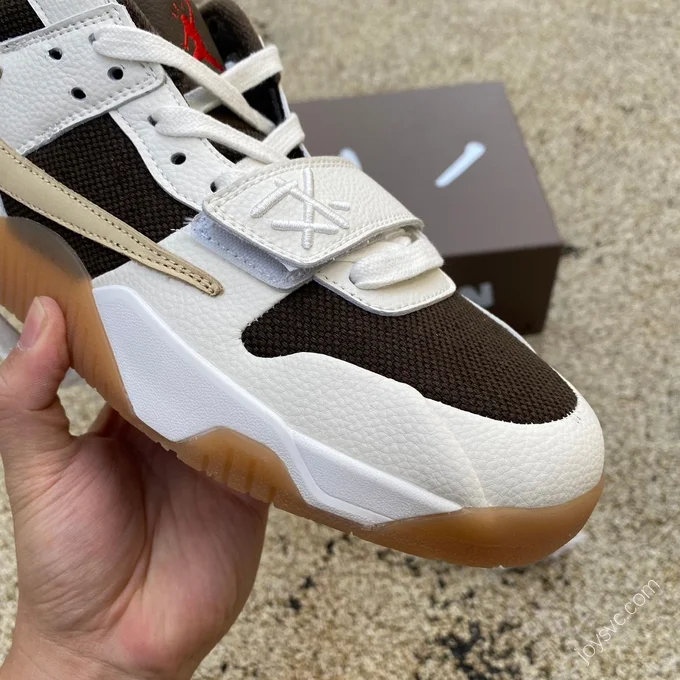 Travis Scott x Jordan Executive The Check White Brown FZ8117-100