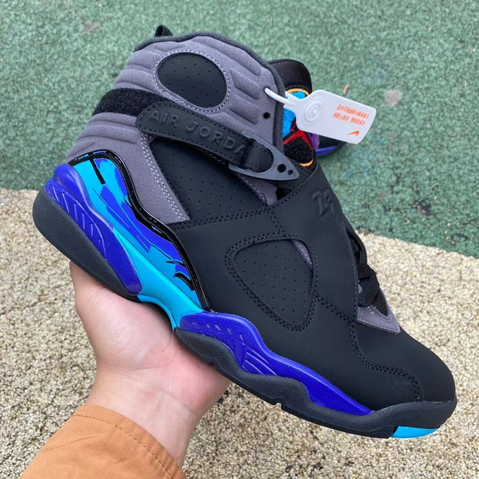 Air Jordan 8 