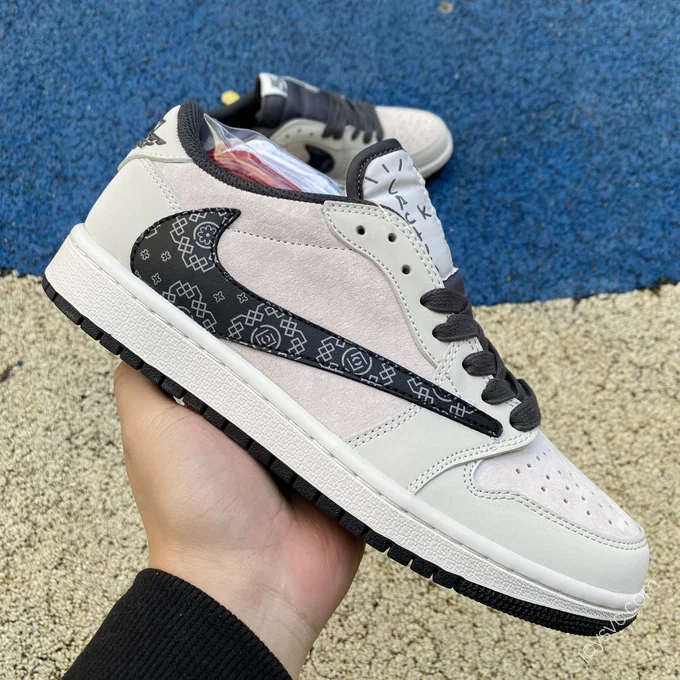 Travis Scott x Air Jordan 1 Low Gray DZ4137-708