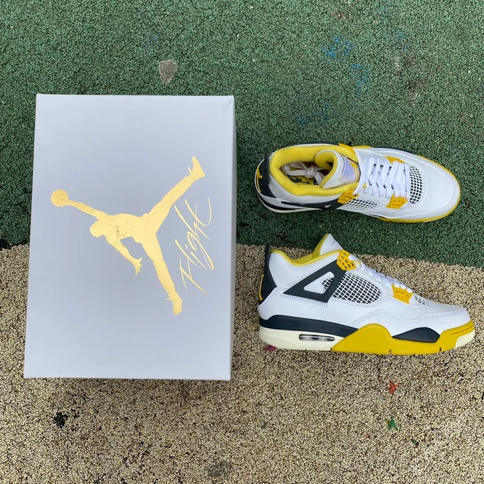 Air Jordan 4 