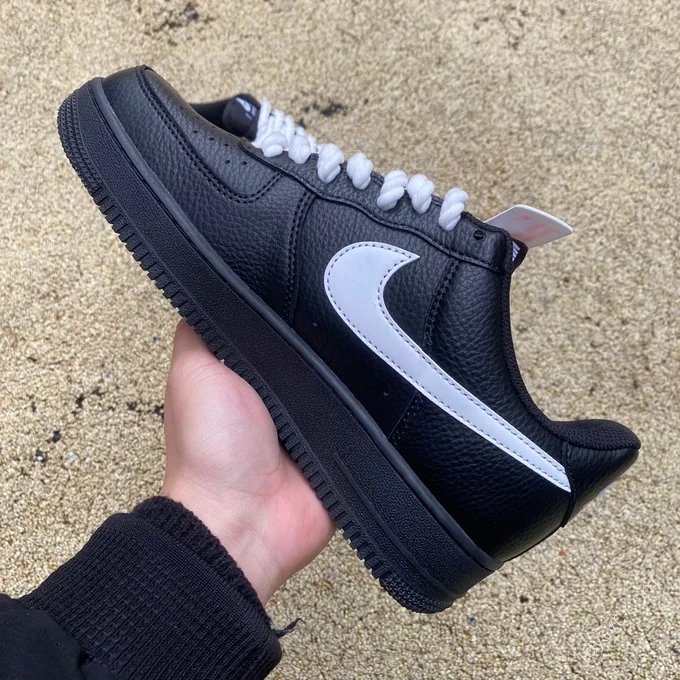 Nike Air Force 1 Black White