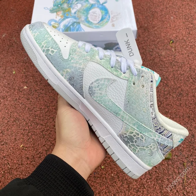 Nike Dunk Low 