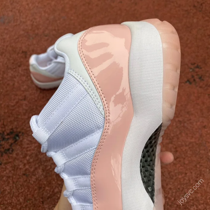 Air Jordan 11 Low WMNS 