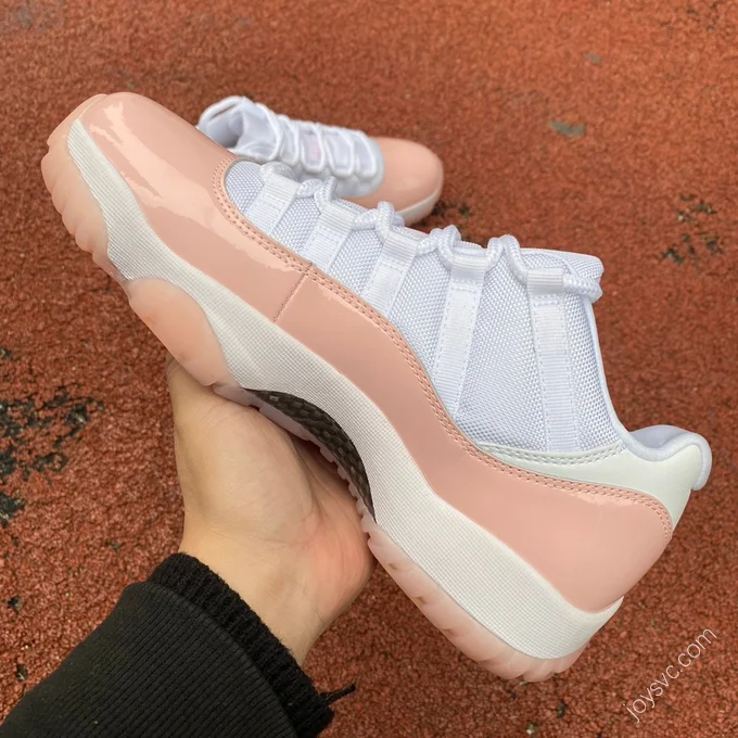 Air Jordan 11 Low WMNS 