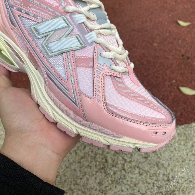 New Balance 1906R Pink M1906NLN